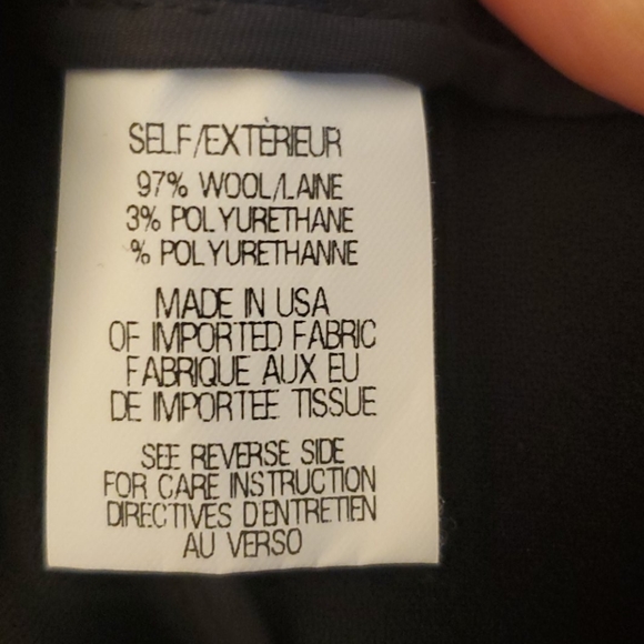 Theory, black skirt, sz 10 - Picture 5 of 6